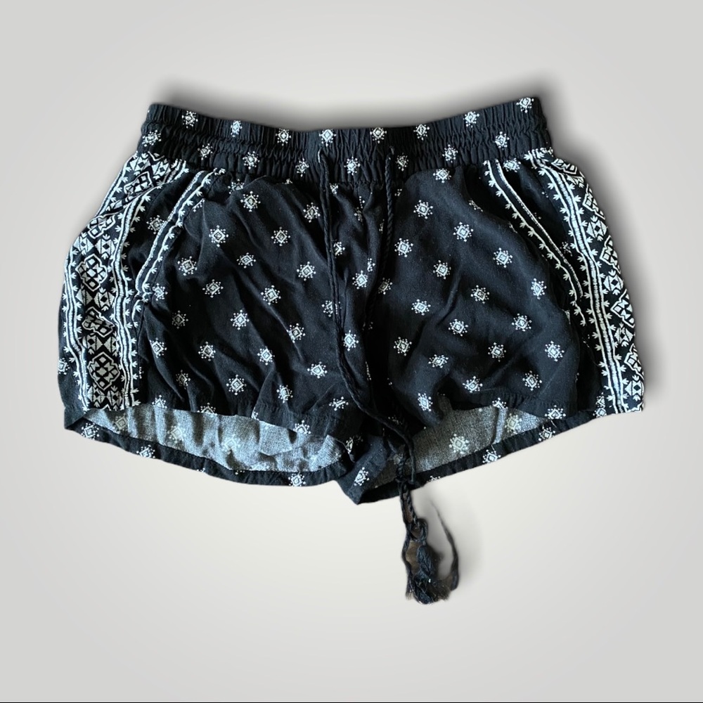 Old Navy shorts size S